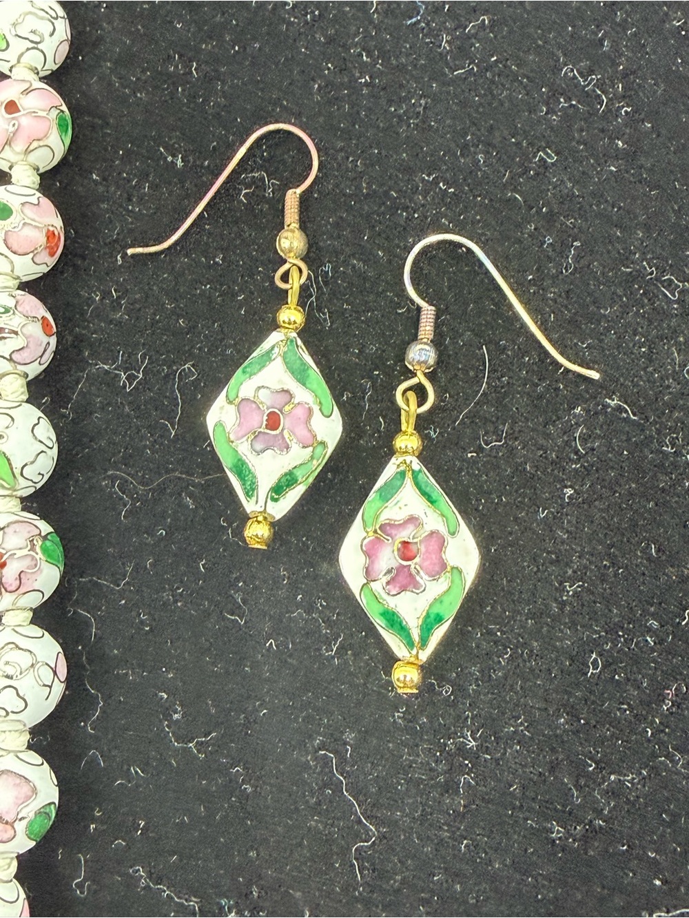 Cloisonné enamel bead necklace 18” & 2pr matching earrings - Picture 3 of 8